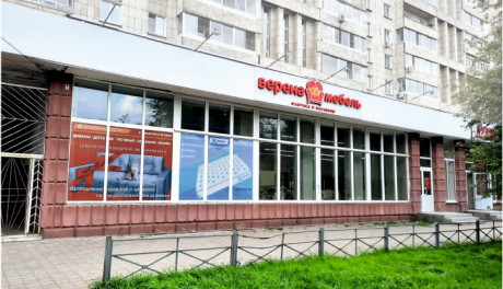 проспект Первостроителей, 21
